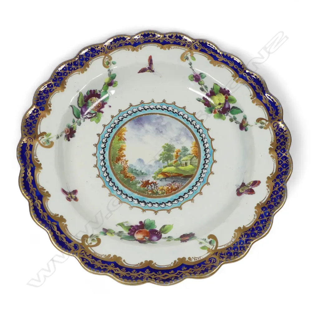 A George III First Period Worcester plate, Image 1++