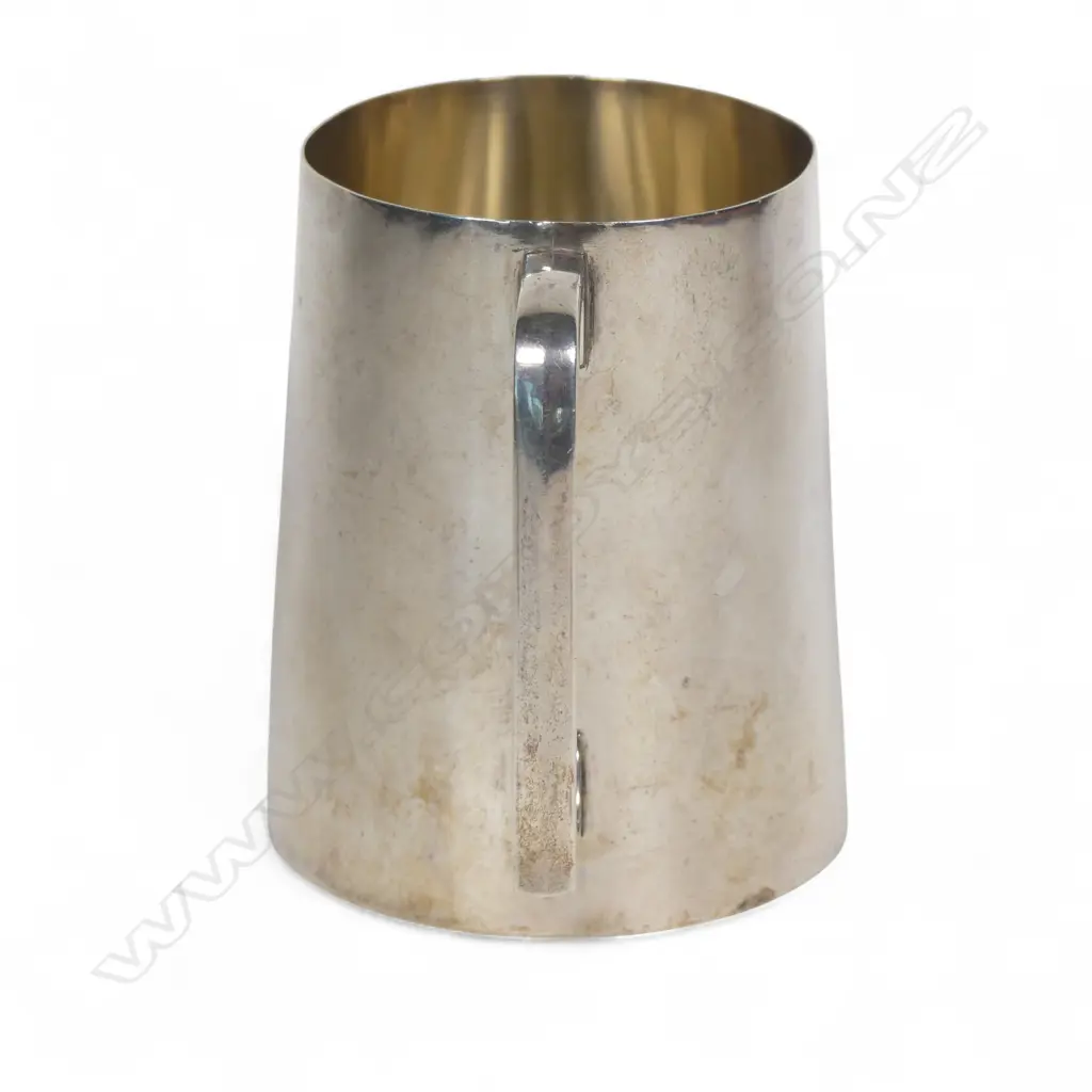 B. Petersen & Co. (Christchurch) silver christening mug, Image 1++