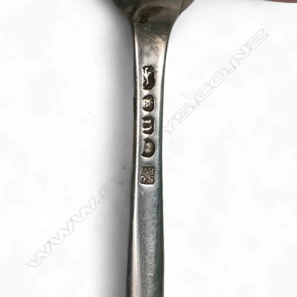 George III silver marrow scoop, Image 1++