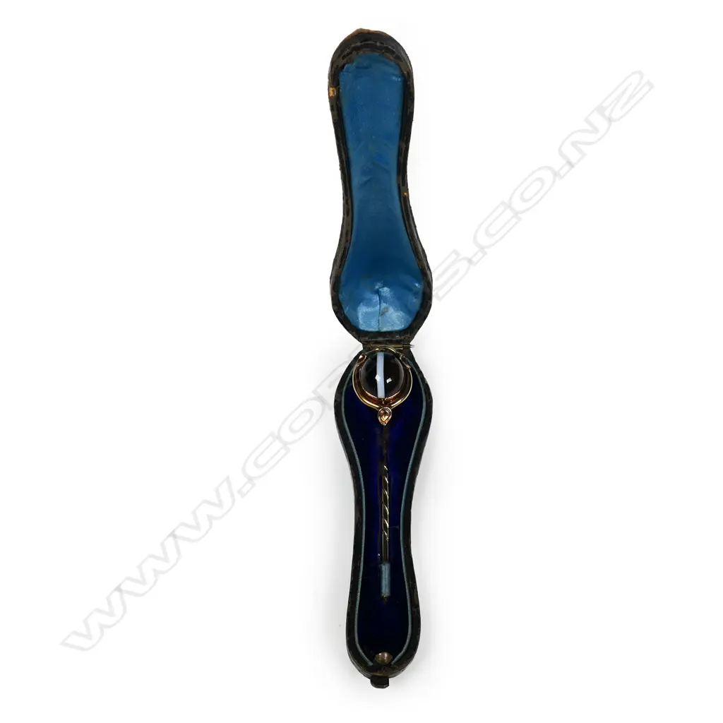 A Victorian gold and banded agate stick pin, Image 1++