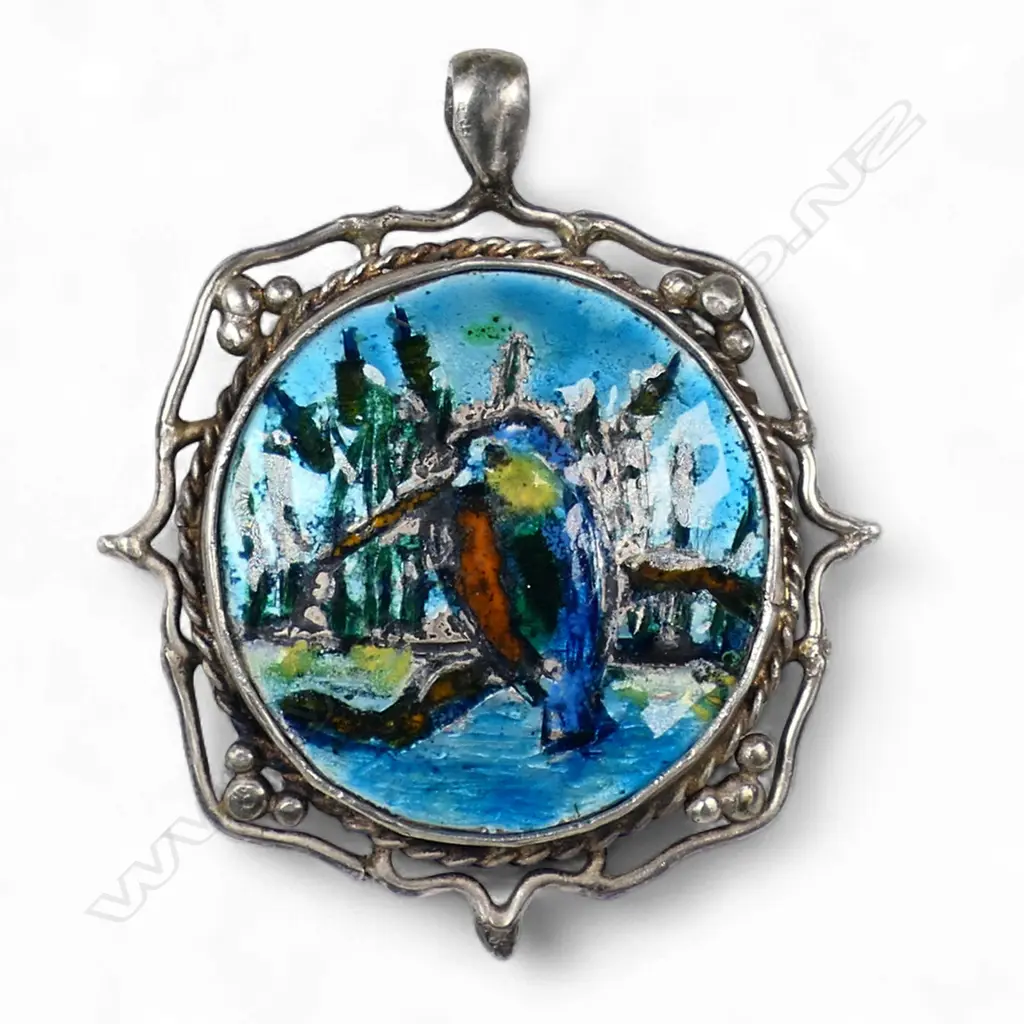 Anne F. Darby (NZ) silver and enamel pendant, Image 1++
