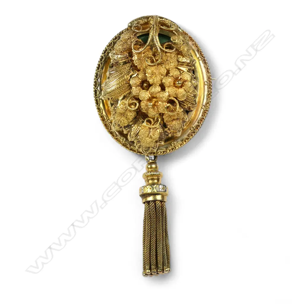 A Victorian 15ct gold flip top floral brooch, Image 1++