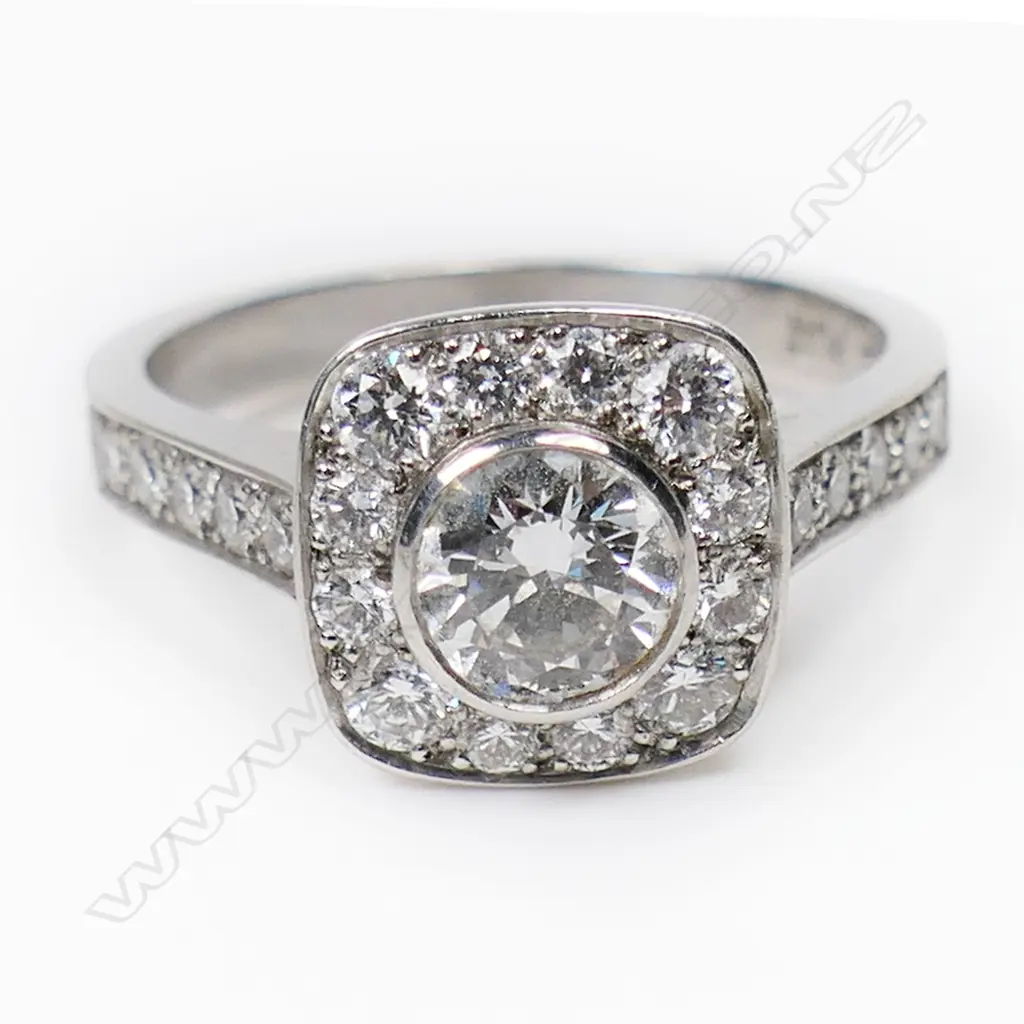 A platinum diamond cluster ring, Image 1++