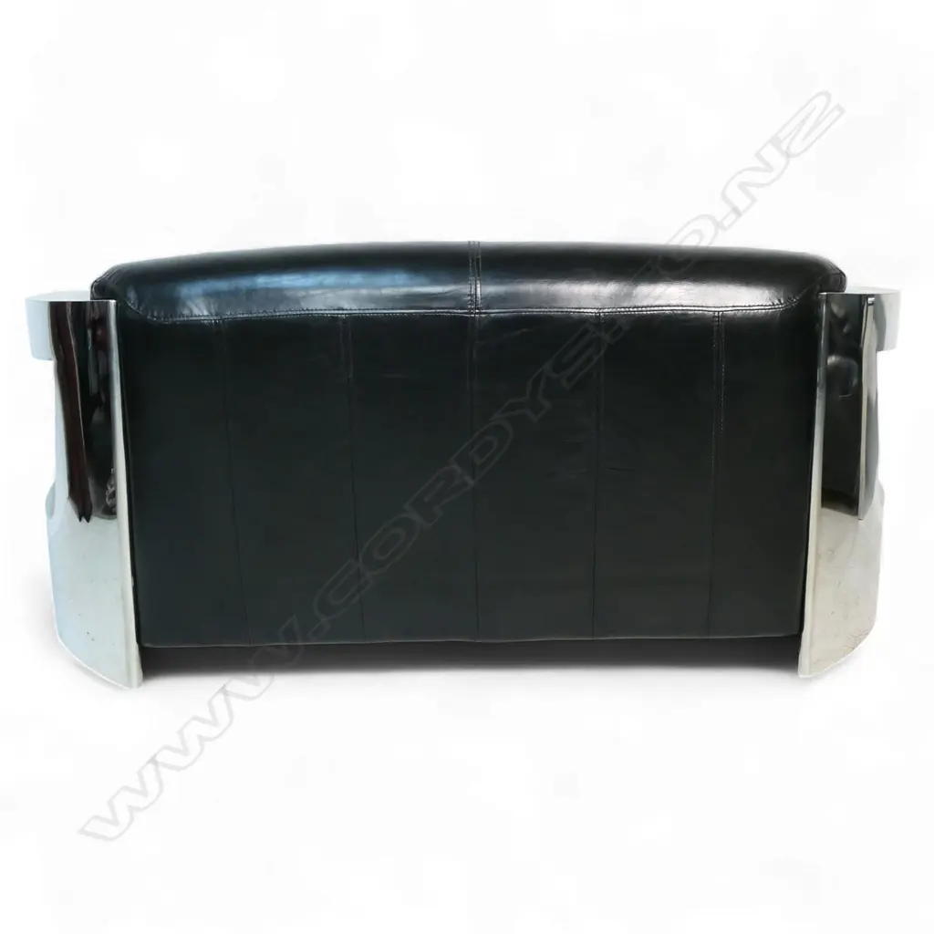 A pair of stylish Art Deco style 'Aviator' chrome and leather couches, Image 1++