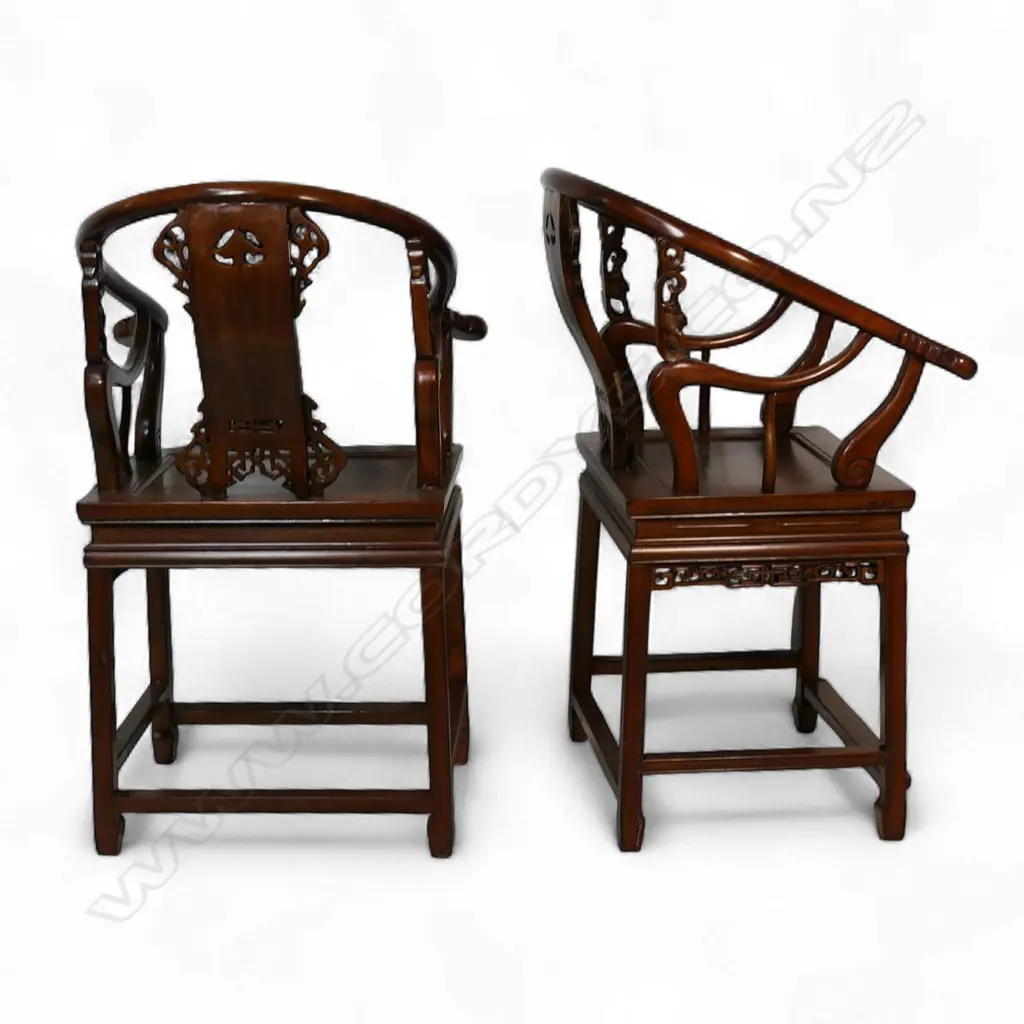 A pair Chinese horseshoe chairs, Image 1++