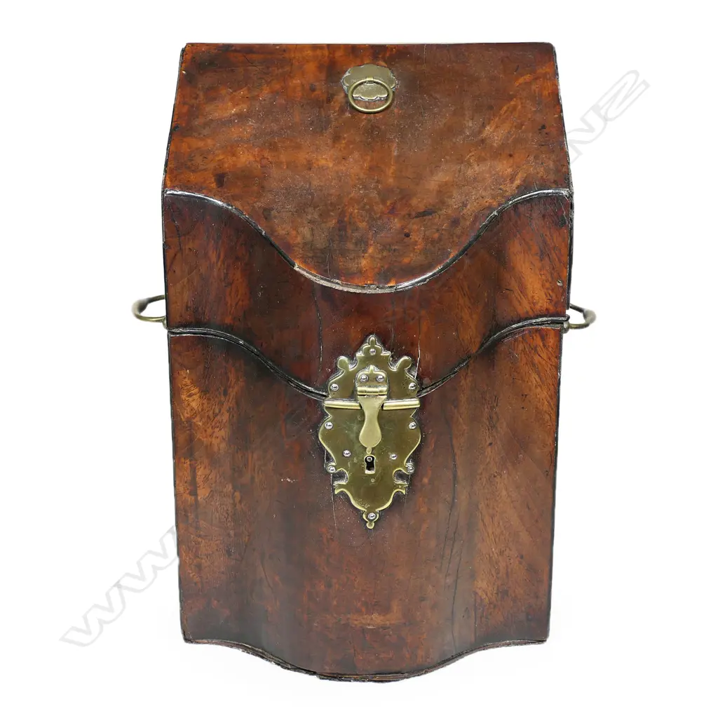 A Georgian mahogany knife box, Image 1++