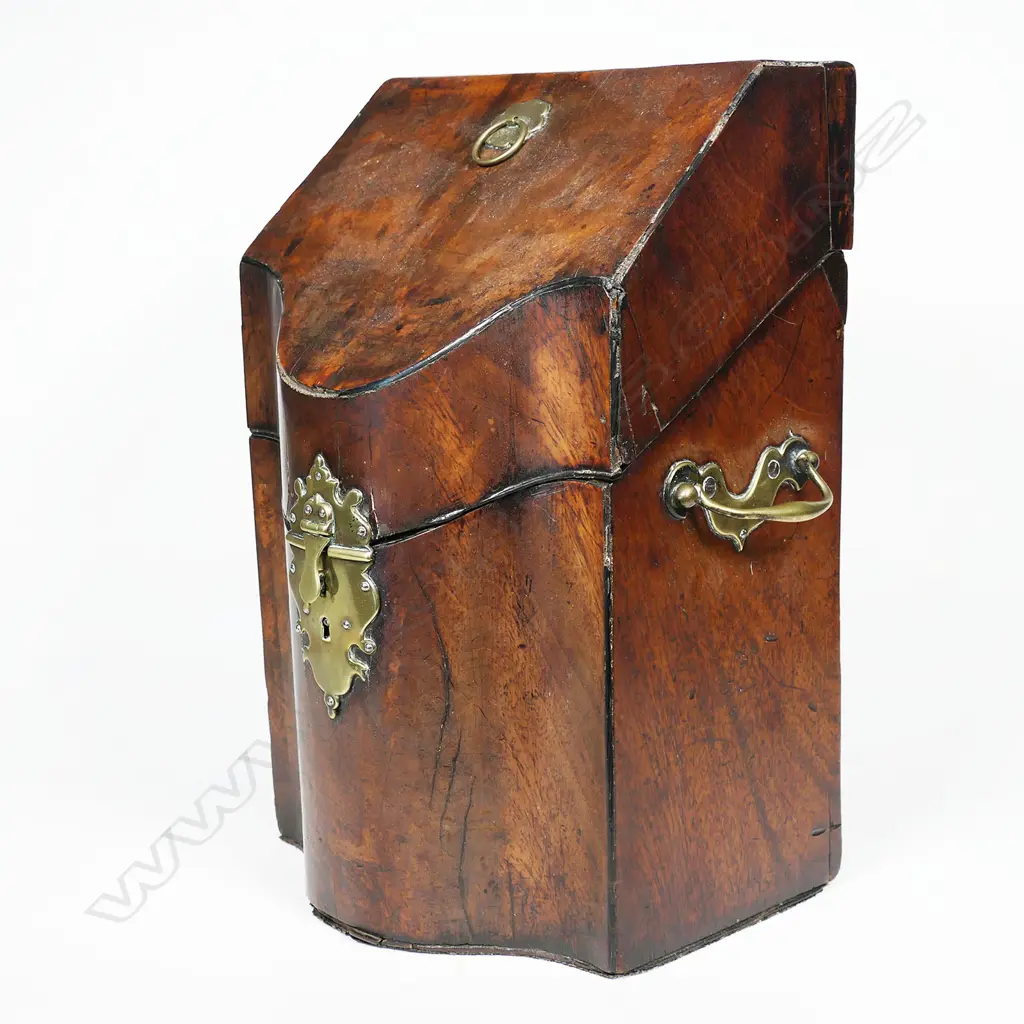A Georgian mahogany knife box, Image 1++