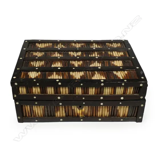 An early 20thC porcupine quill box,