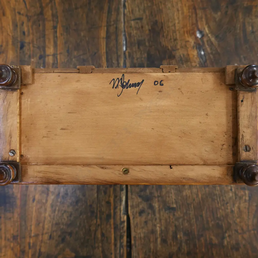 A quality craftsman made New Zealand woods apprentice type chest by Nick Johns (Auckland), Image 1++
