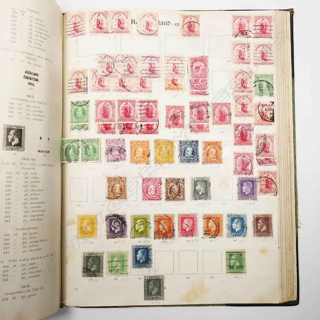 A good old large stamp album with world collection, Image 1++
