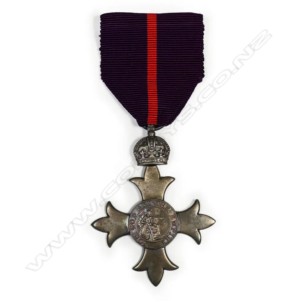 An MBE (Military) cased medal - hallmarked London 1919. Image 1++