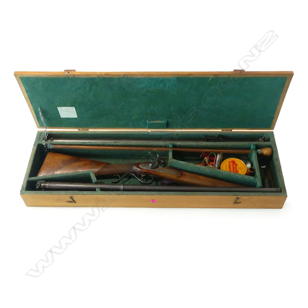 A replica 19thC Bonehill smoothbore muzzle loading percussion rifle/shotgun, Image 1++