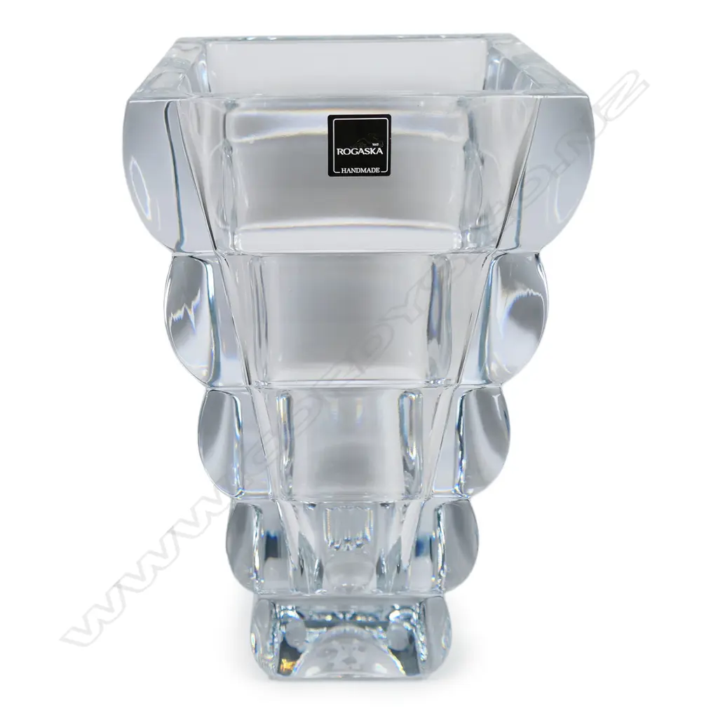 A Rogaska handmade crystal tapered modernist vase, Image 1++