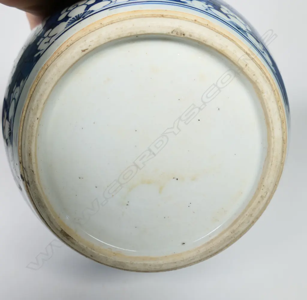An old (probably 19thC) Chinese porcelain ginger jar, Image 1++