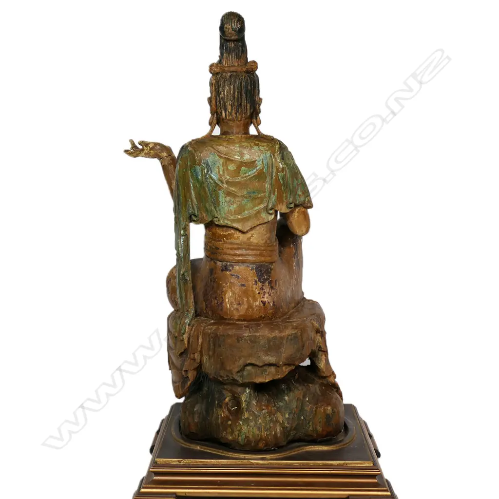A 19thC wooden statue of Guan Yin, Image 1++