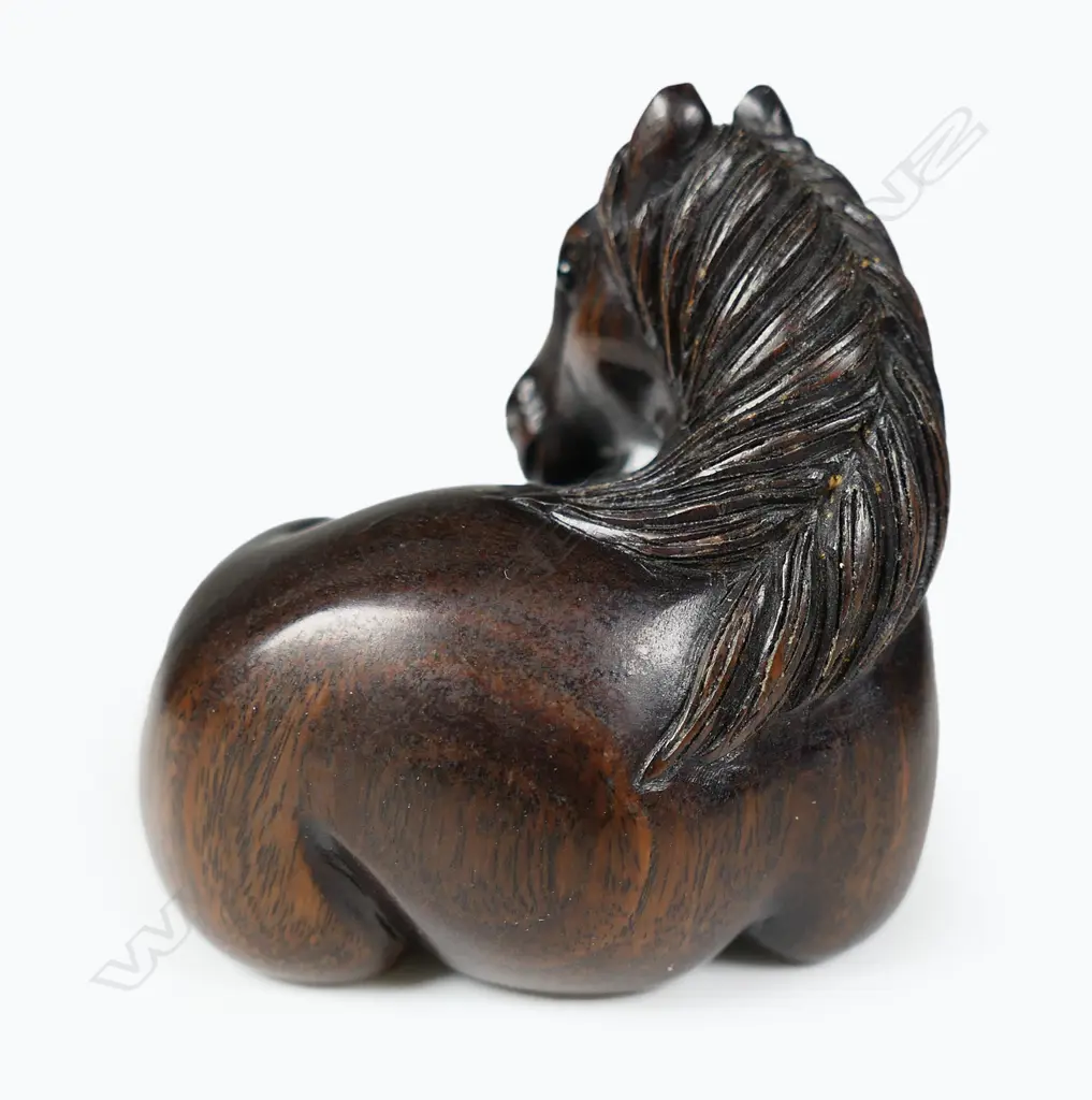 A Japanese wood netsuke, Image 1++