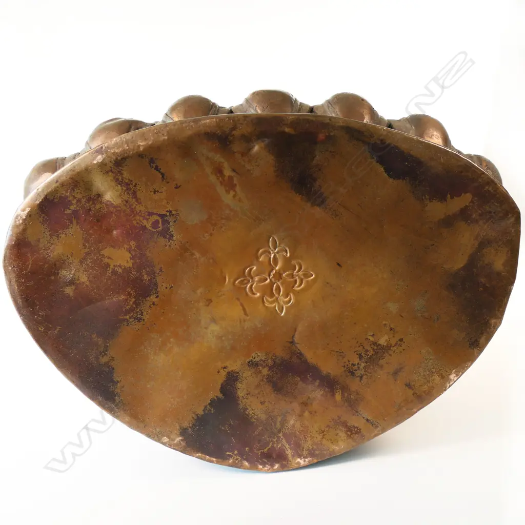 A vintage bronze and copper Amitabha Buddha figure, Image 1++