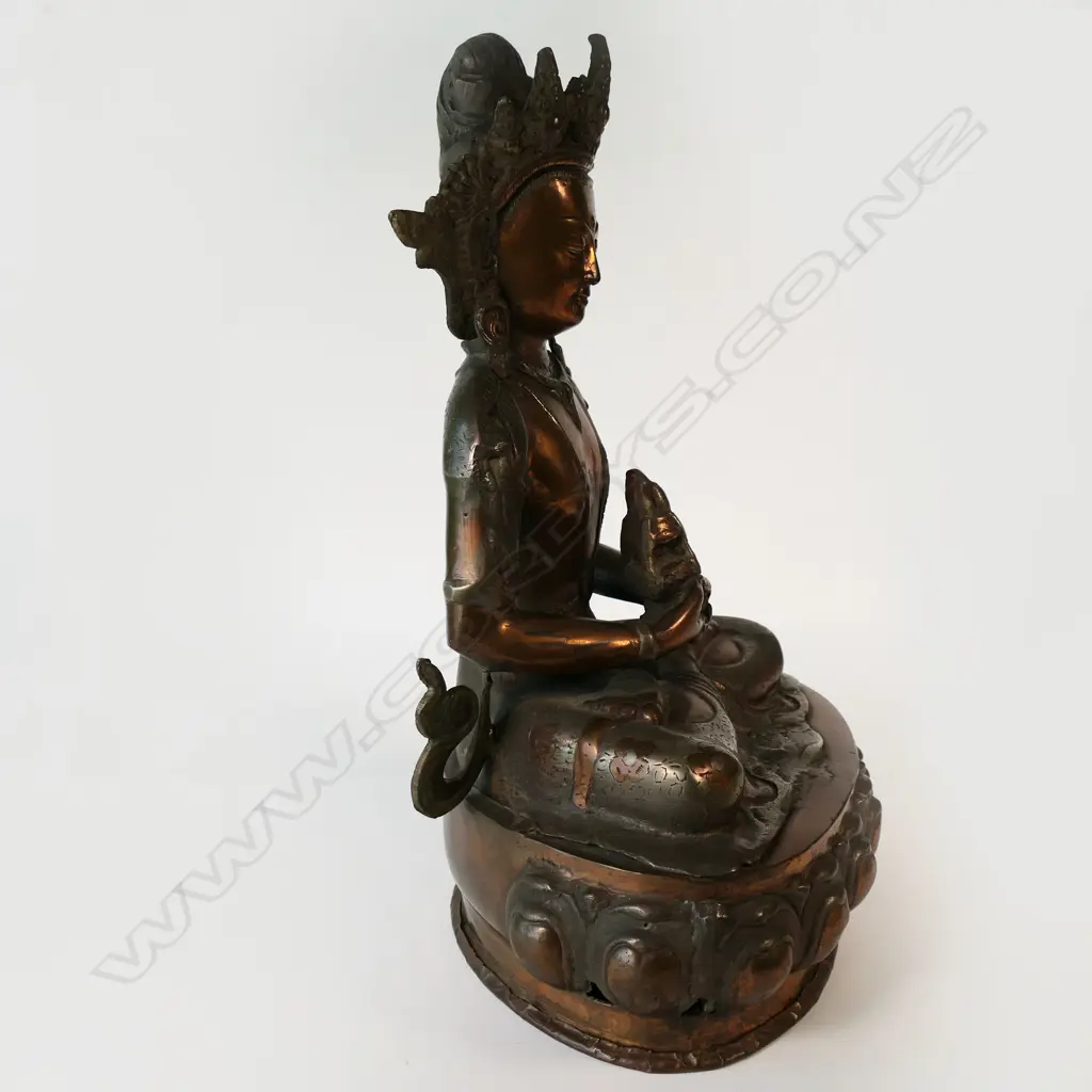 A vintage bronze and copper Amitabha Buddha figure, Image 1++