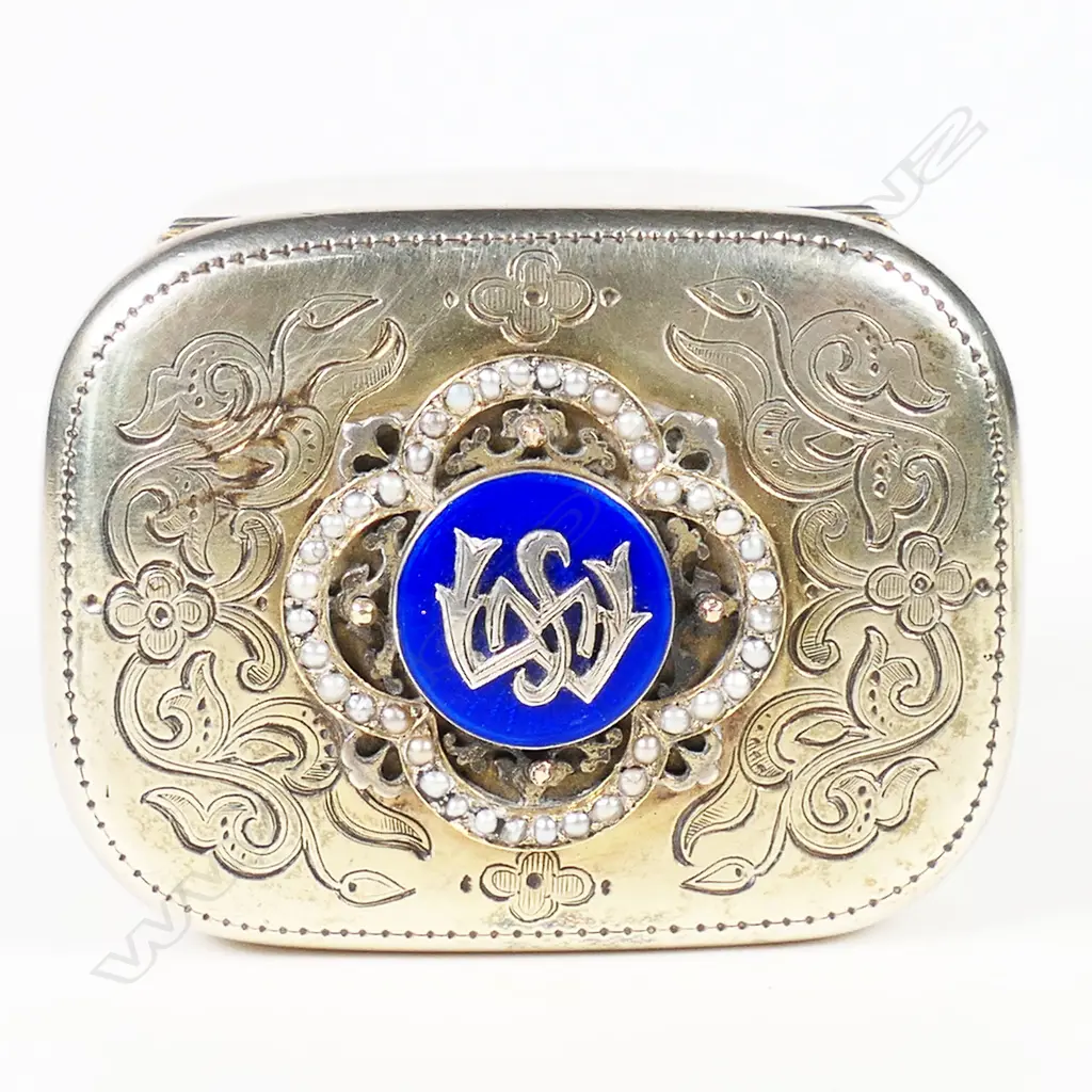 A quality Victorian gilded silver table vesta, Image 1++