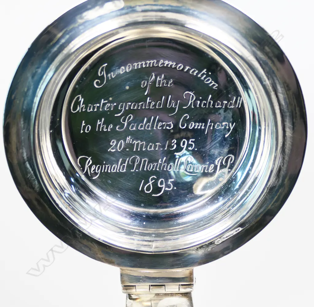 A Victorian silver tankard, Image 1++