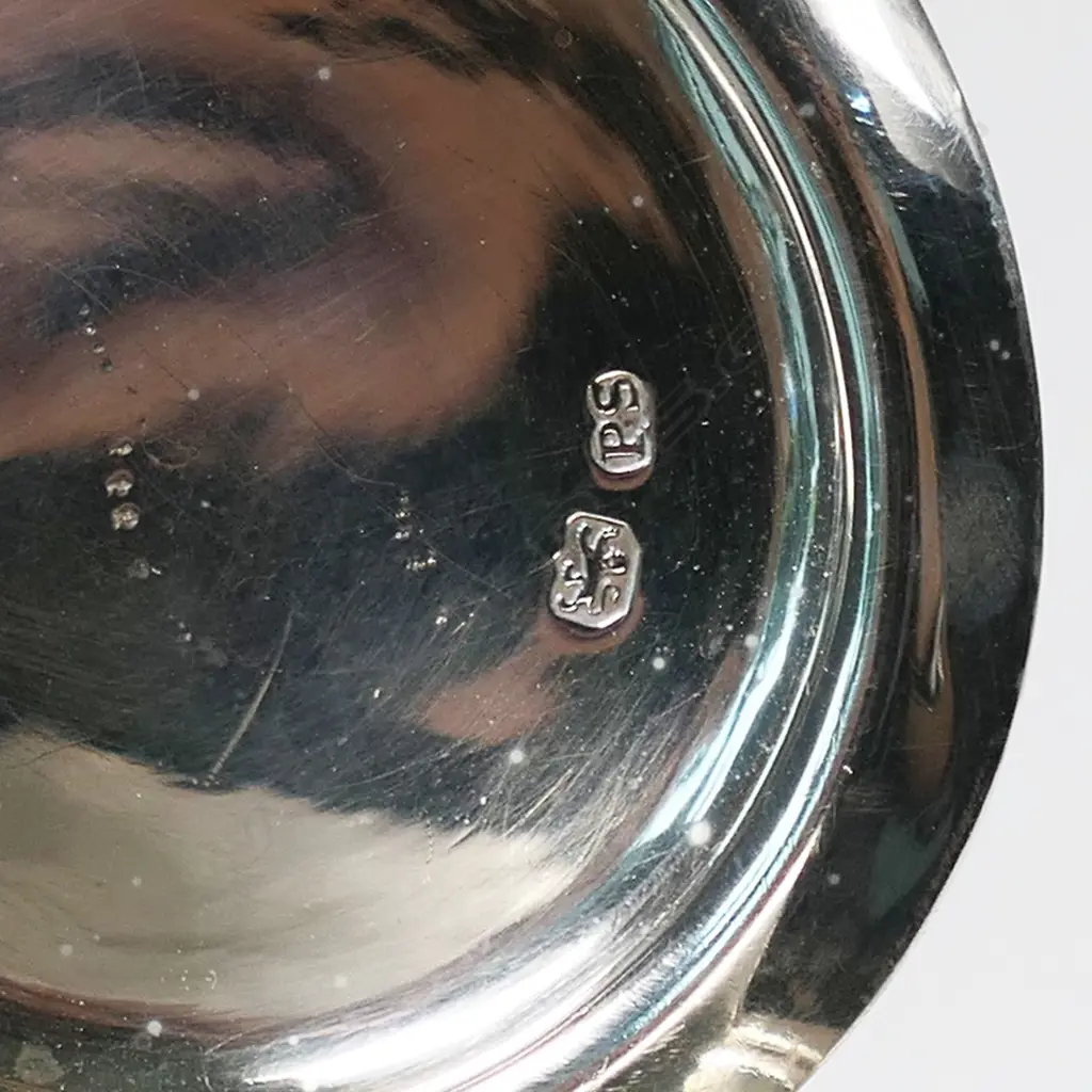 A George III silver hot water jug, stand and burner by Paul Storr, Image 1++