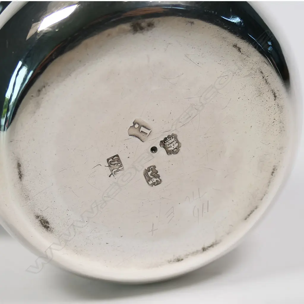 A George II silver brandy warmer, Image 1++