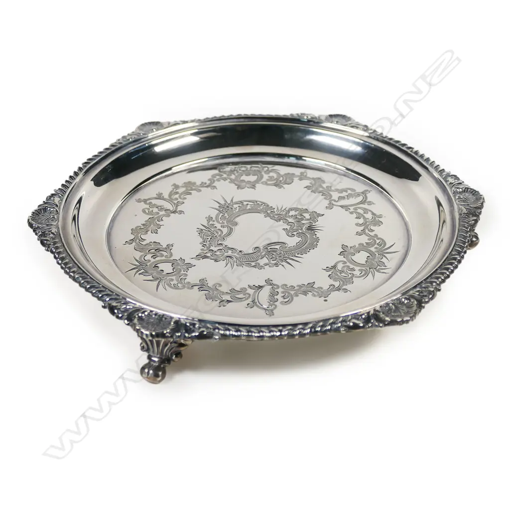 A Victorian silver waiter, Image 1++