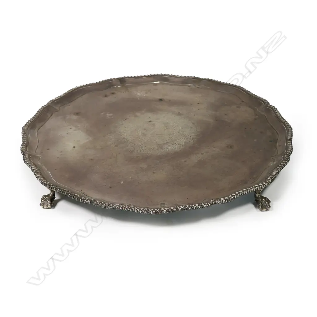 A George II silver salver, Image 1++