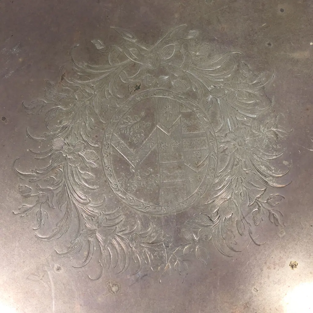 A George II silver salver, Image 1++