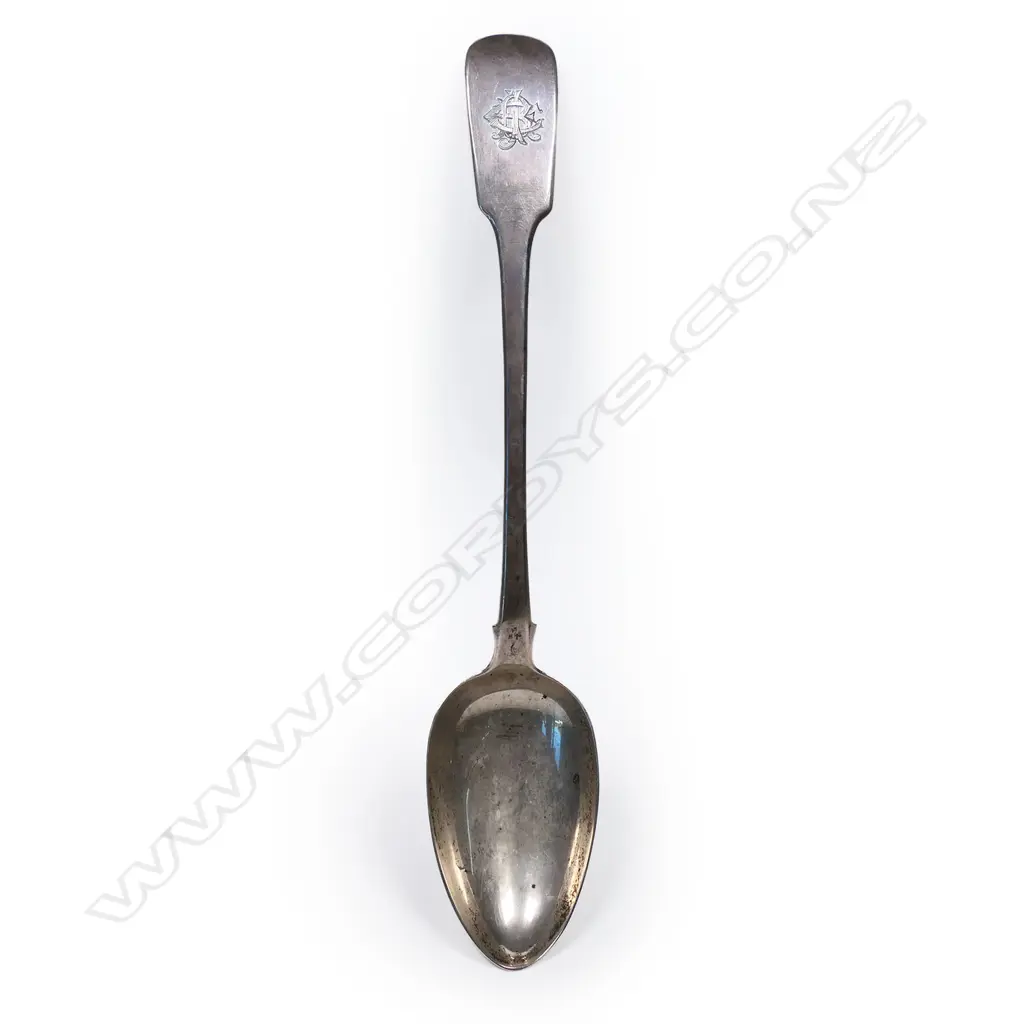 A George IV silver pie spoon, Image 1++