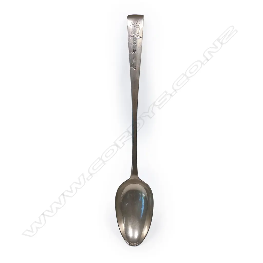 A George III Irish silver pie spoon, Image 1++