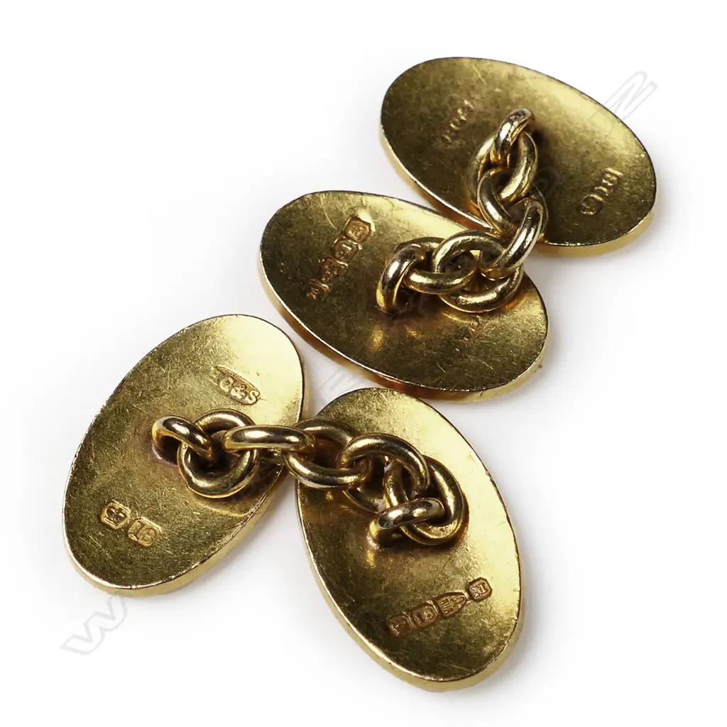 A pair of Victorian 18ct gold cuff links, Image 1++