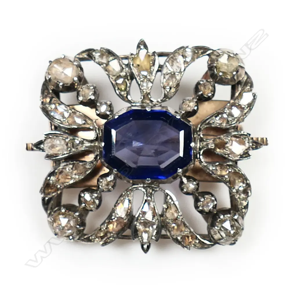 A Georgian silver, gold, sapphire and diamond brooch, Image 1++