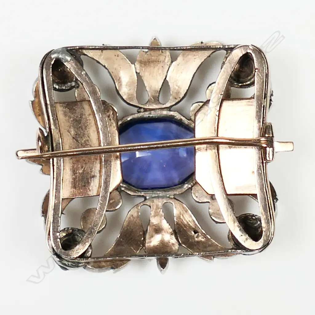 A Georgian silver, gold, sapphire and diamond brooch, Image 1++