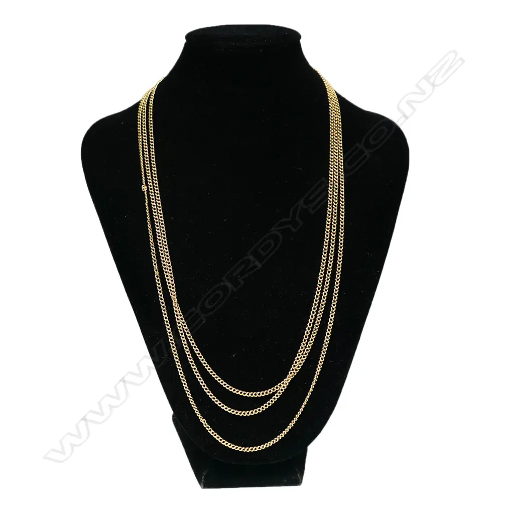 A 14ct gold muff chain, Image 1++