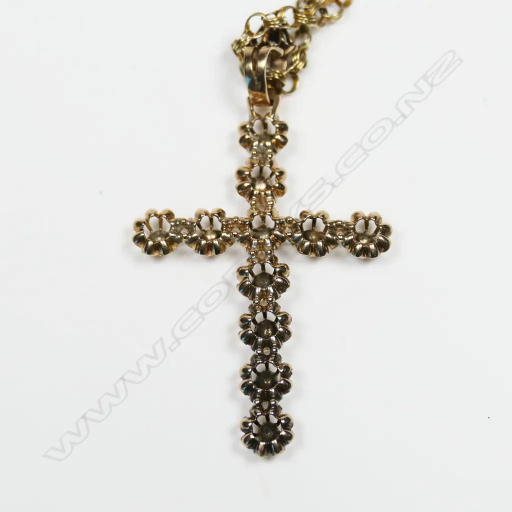 An antique 14ct rose gold and diamond cross, Image 1++