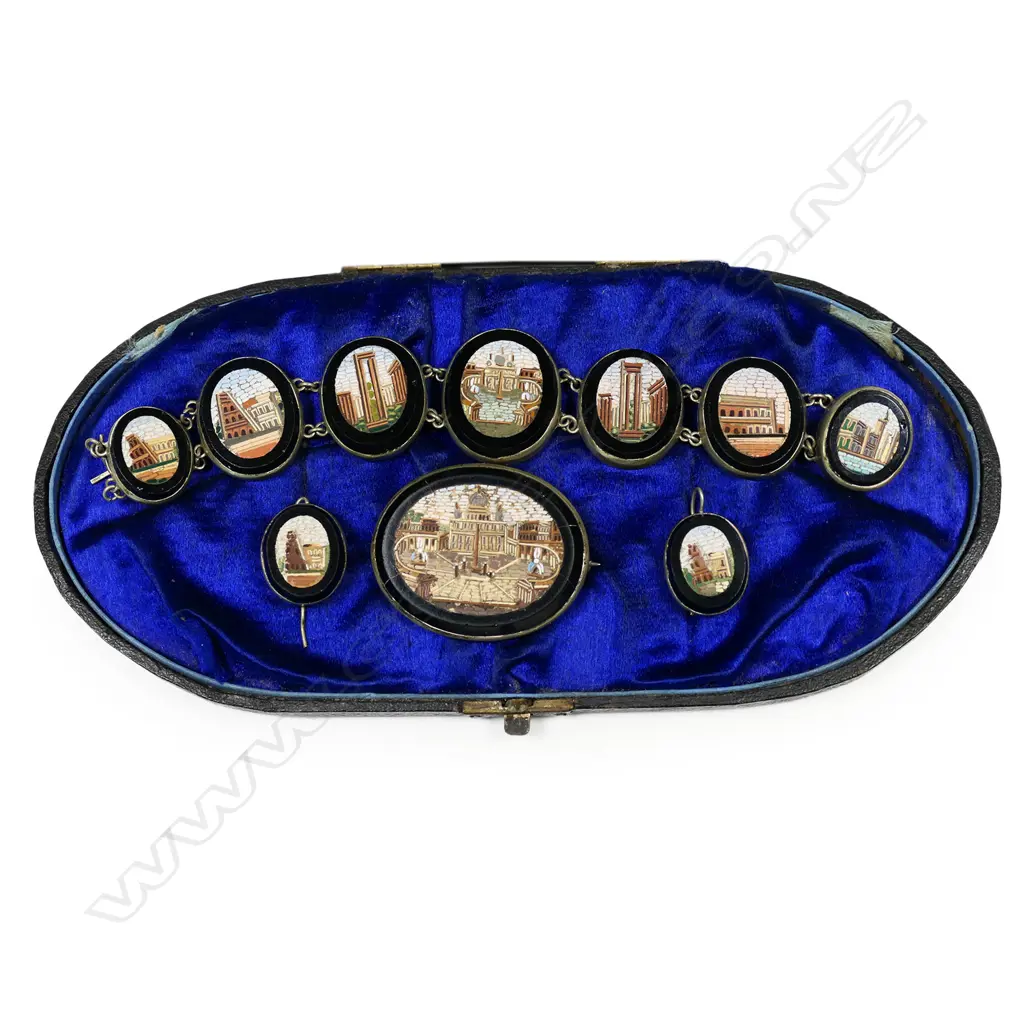 A good 19thC Italian Grand Tour micro mosaic jewellery suite, Image 1++