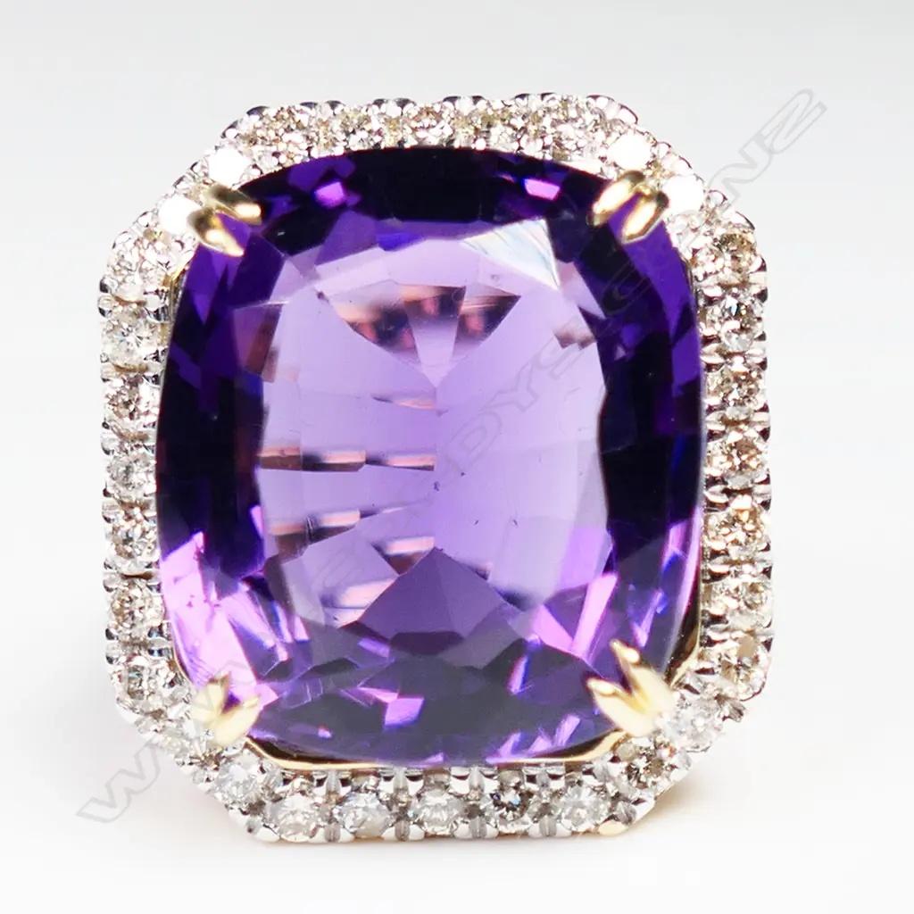 A 10ct gold amethyst and diamond cocktail ring, Image 1++