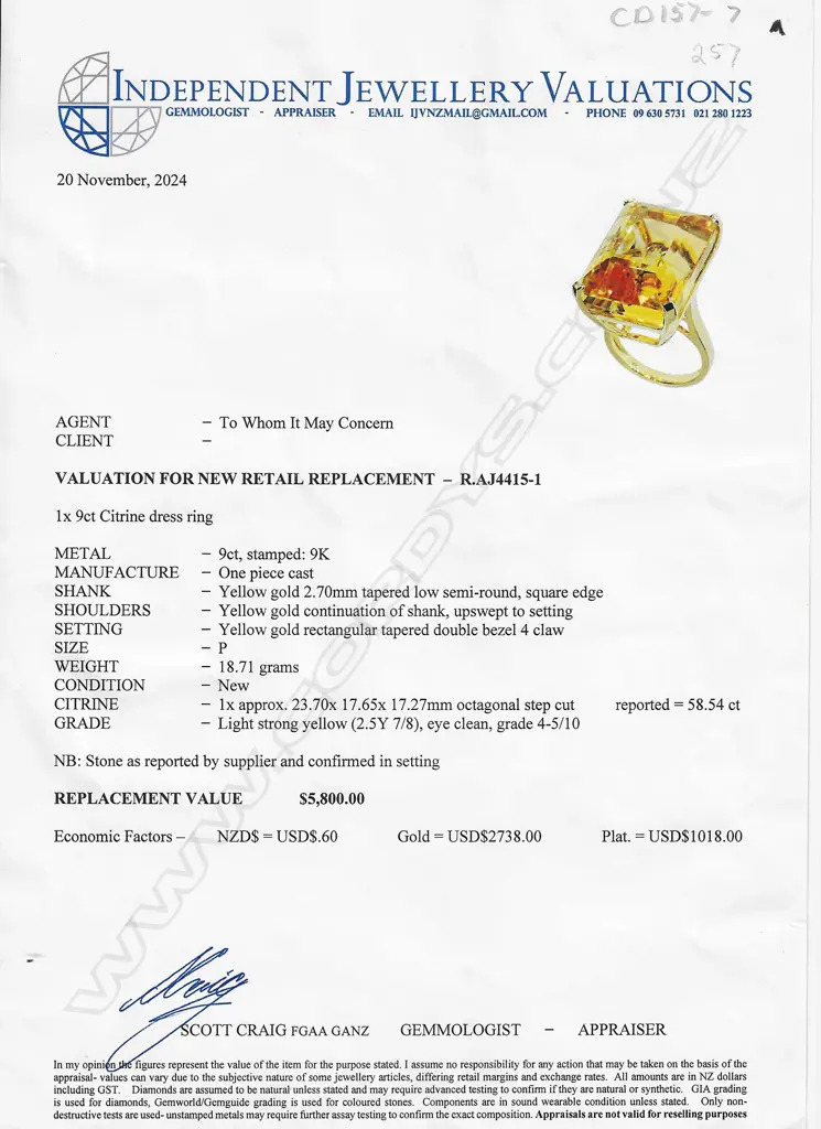 A 9ct gold citrine cocktail ring, Image 1++