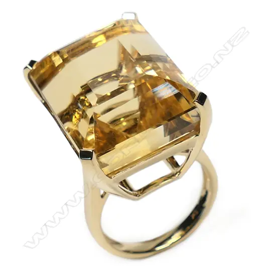 A 9ct gold citrine cocktail ring,