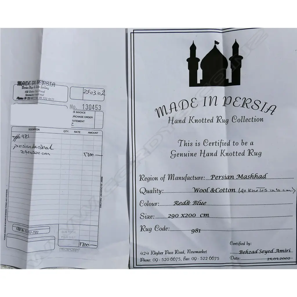 A hand-knotted Persian Mashhad carpet, Image 1++