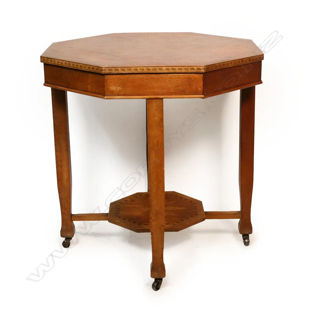 A William Norrie style inlaid games table, Image 1++