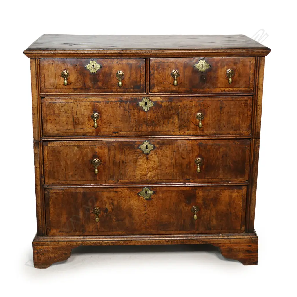A George II walnut split chest, Image 1++