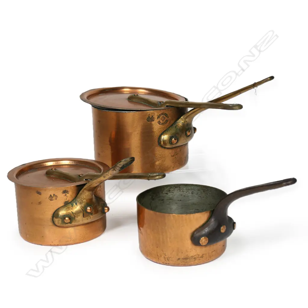 Three vintage copper pans, Image 1++