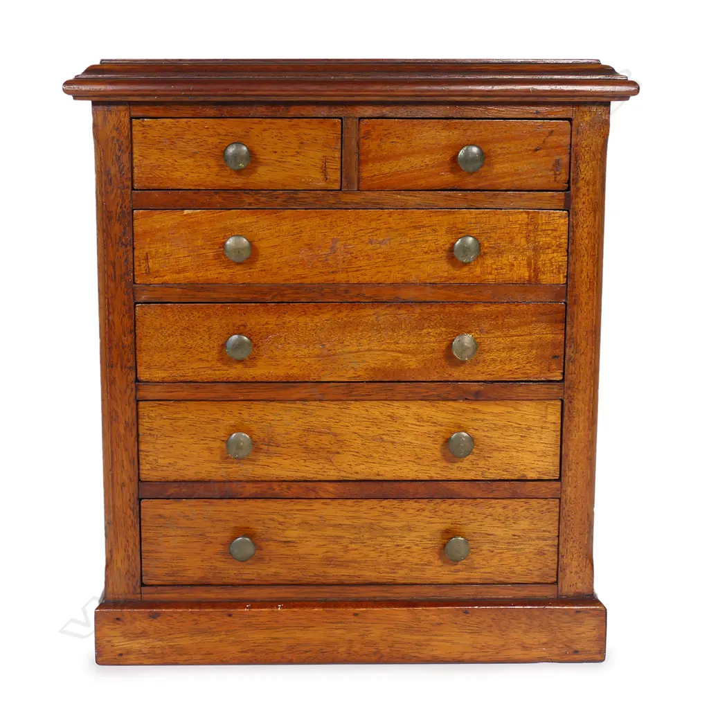 A c.1900 mahogany apprentice chest, Image 1++