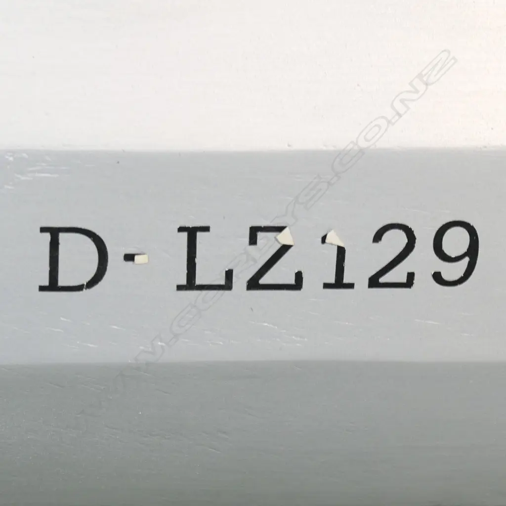 A large details model of LZ 129 Hindenburg (Luftschiff Zeppelin #129; Registration: D-LZ 129), Image 1++