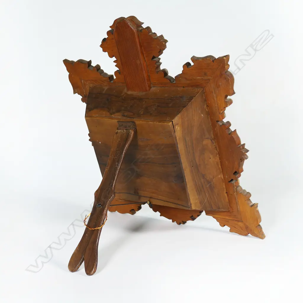 A 19thC European finely worked mother of pearl Last Supper artwork, Image 1++