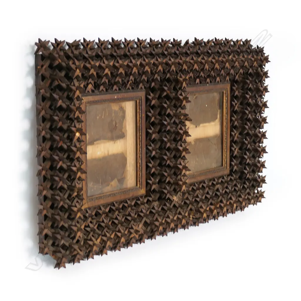 A c.1900 handmade ‘Crown of Thorns’ tramp art double picture frame, Image 1++