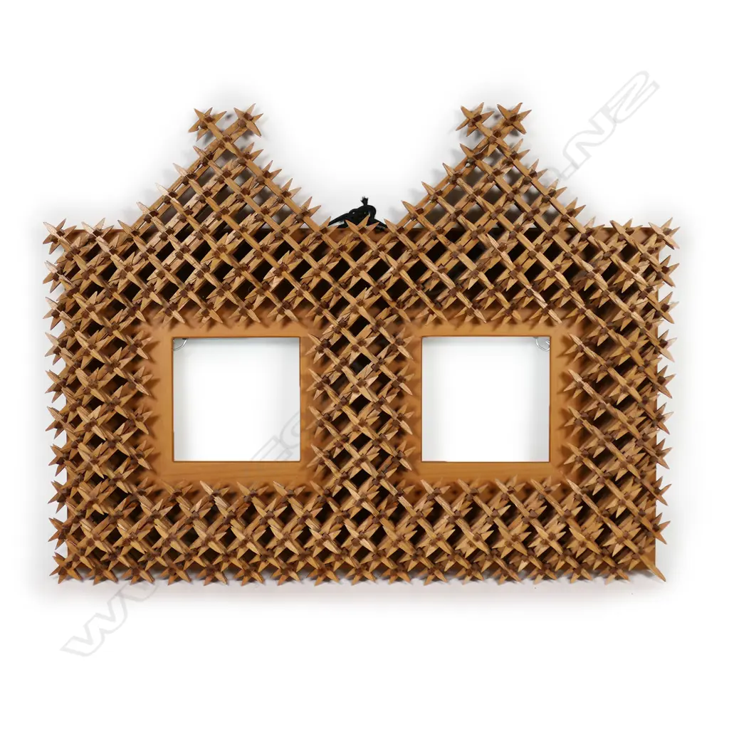 A c.1900 handmade ‘Crown of Thorns’ tramp art double picture frame, Image 1++