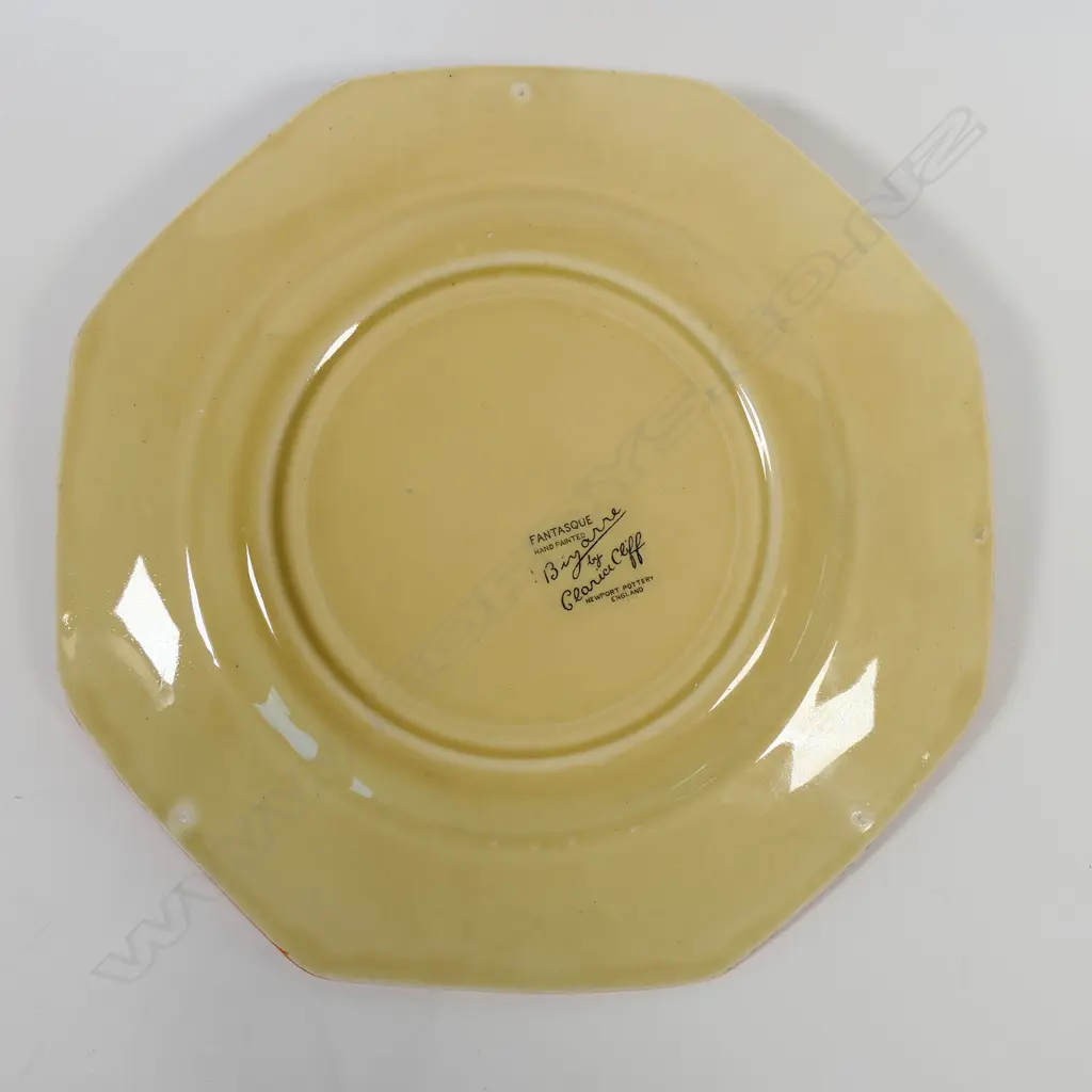 A Clarice Cliff Bizarre 'Orange Melon' octagonal plate, Image 1++